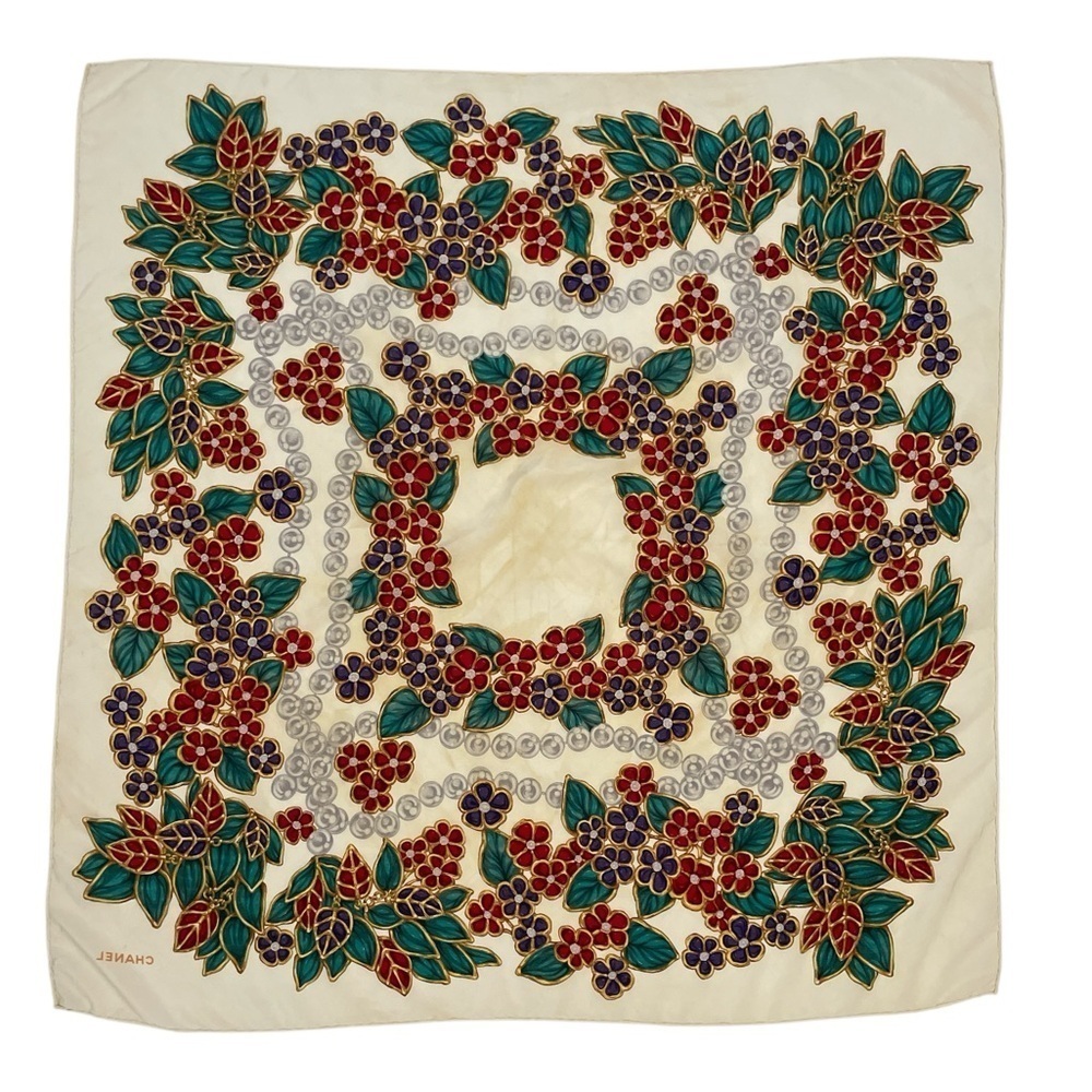 Chanel Vintage Gripoix Cream Silk Scarf Rare Print - Picture 6 of 6